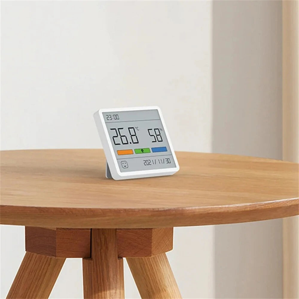 DUKA Atuman TH1 Digital Thermometer Hygrometer LCD Weather Station Clock for Indoor Use
