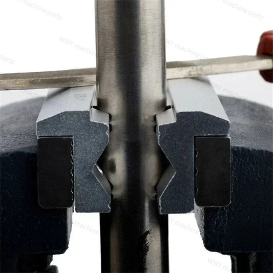 Magnetic Vise Jaw Clamps - 2PCS Bench Vice Pads for Secure Gripping & Mechanical Pipe Protection
