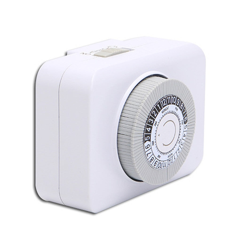 24-Hour Programmable Indoor Plug-in Timer Switch