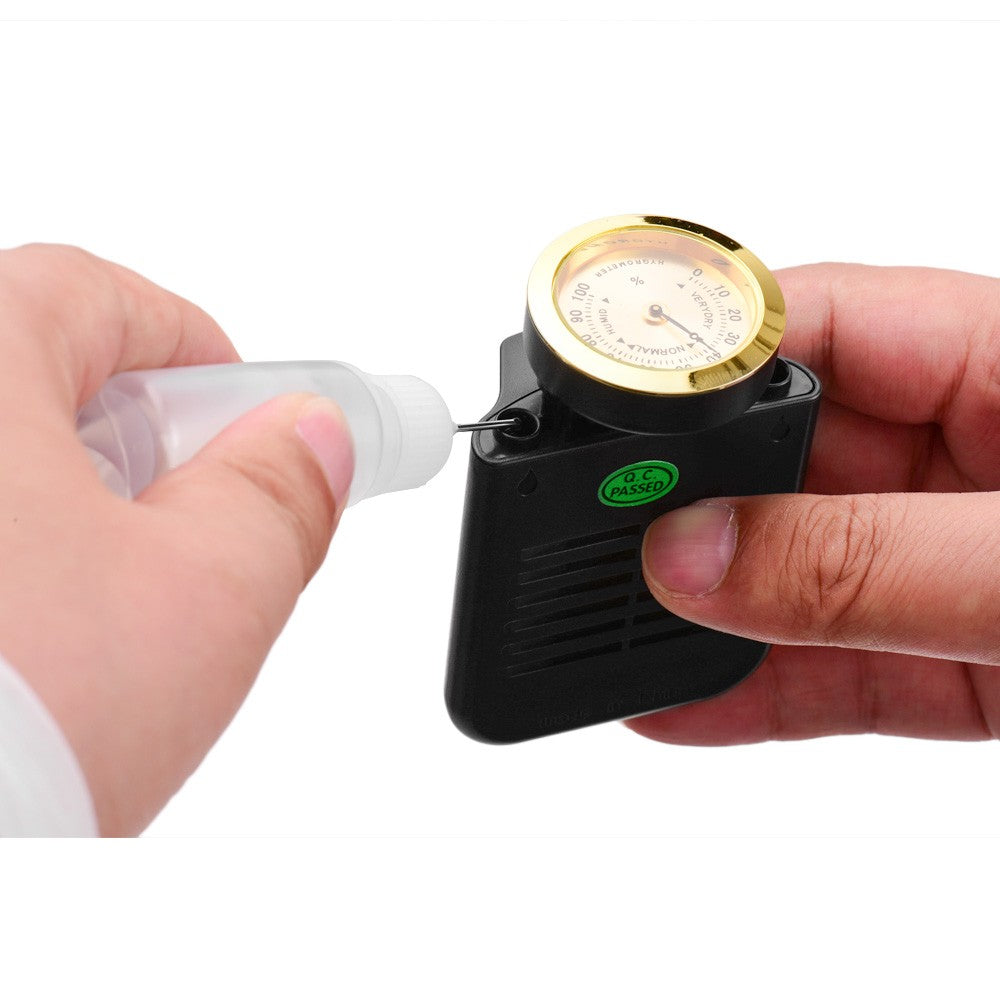Portable Universal Guitar Humidifier & Hygrometer for All Acoustic Guitars (ABS+Metal)