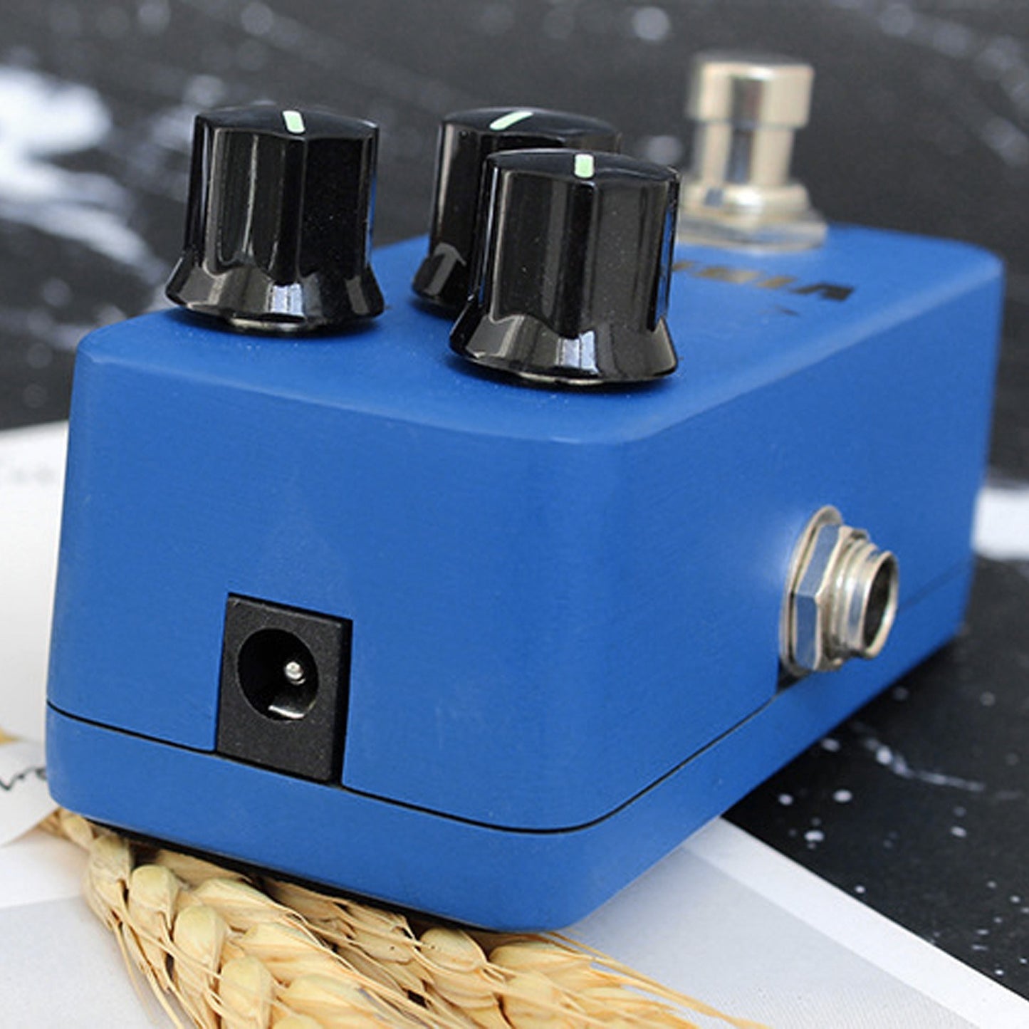 KOKKO FVB2 Vibrato Electric Guitar Mini Effect Pedal - Portable Single Guitar Effector