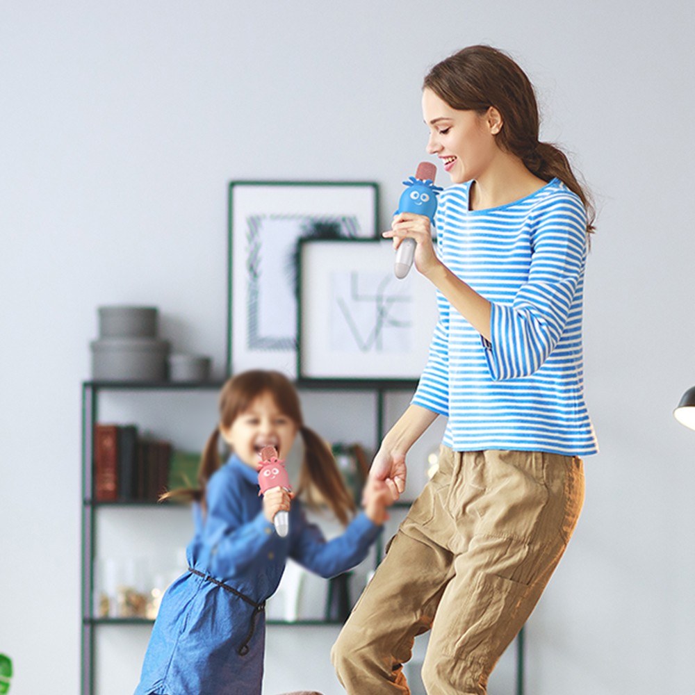 Portable Karaoke Microphone with Speaker, Noise Reduction, LED Lights, and Echo Controls