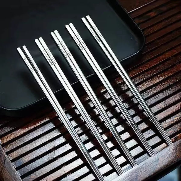 Premium Titanium and Carbon Fiber Chopsticks